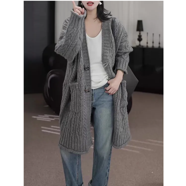 高端时尚针织外套女2025秋冬新款休闲百搭宽松显瘦减龄毛衣外套女