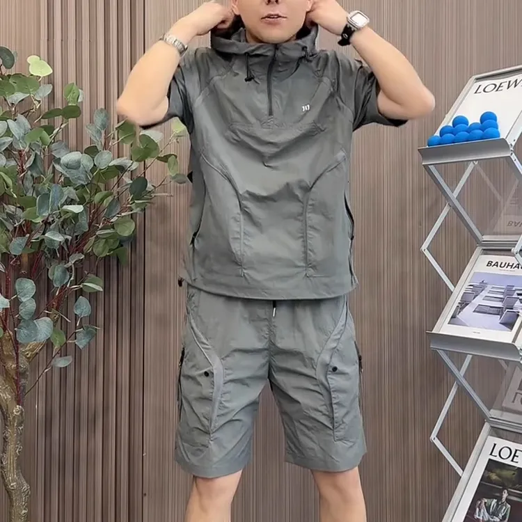 夏季新款男士户外休闲套装速干宽松薄款连帽短袖短裤时尚两件套