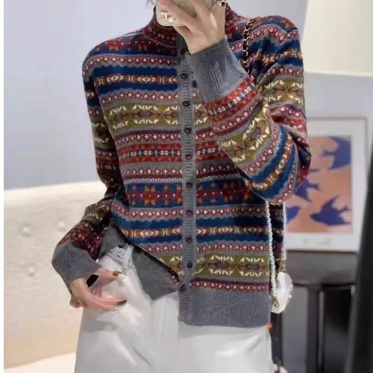 通勤提花费尔岛羊毛彩条毛衫网红宽松半高领开衫上衣