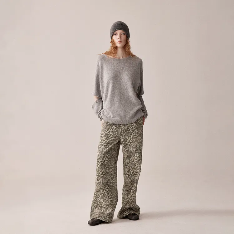 可拆卸袖子圆领毛衣