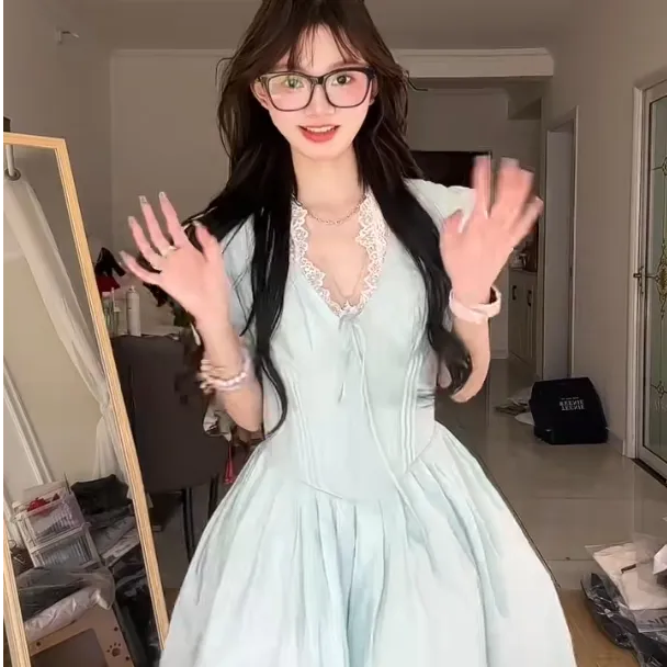 2025春季新款时尚连衣裙气质显瘦温柔公主风洋气休闲百搭连衣裙女