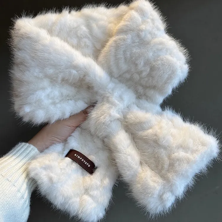 韩版ins高级感仿兔毛交叉毛绒围脖女冬季百搭加厚保暖护颈围巾潮