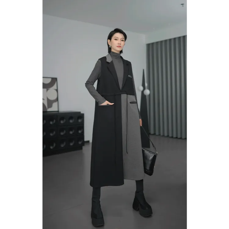 鑫鑫2025秋季新款千金清冷感贵系衣服时尚拼接百搭背心裙33308