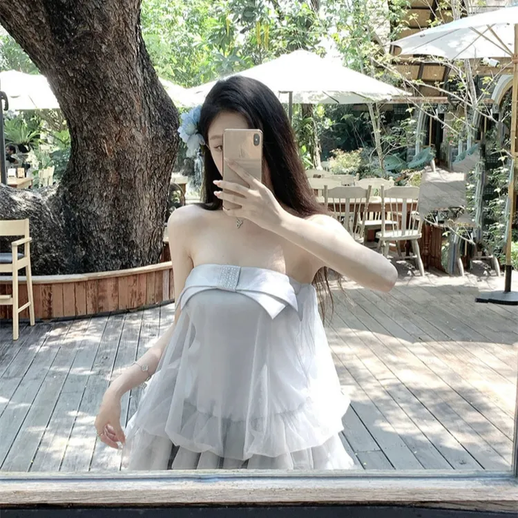 泰式小众高级感缎面拼接蝴蝶结网纱抹胸连衣裙女气质花苞蓬蓬短裙