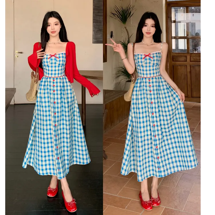 【爱乐之城】大码温柔风格子拼接显白碎花吊带连衣裙+开衫套装8526