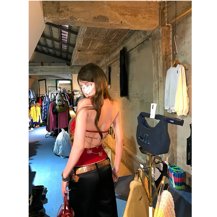 【澳洲野蝶】辣妹露背蝴蝶链条设计感挂脖背心女小心机性感T恤21030