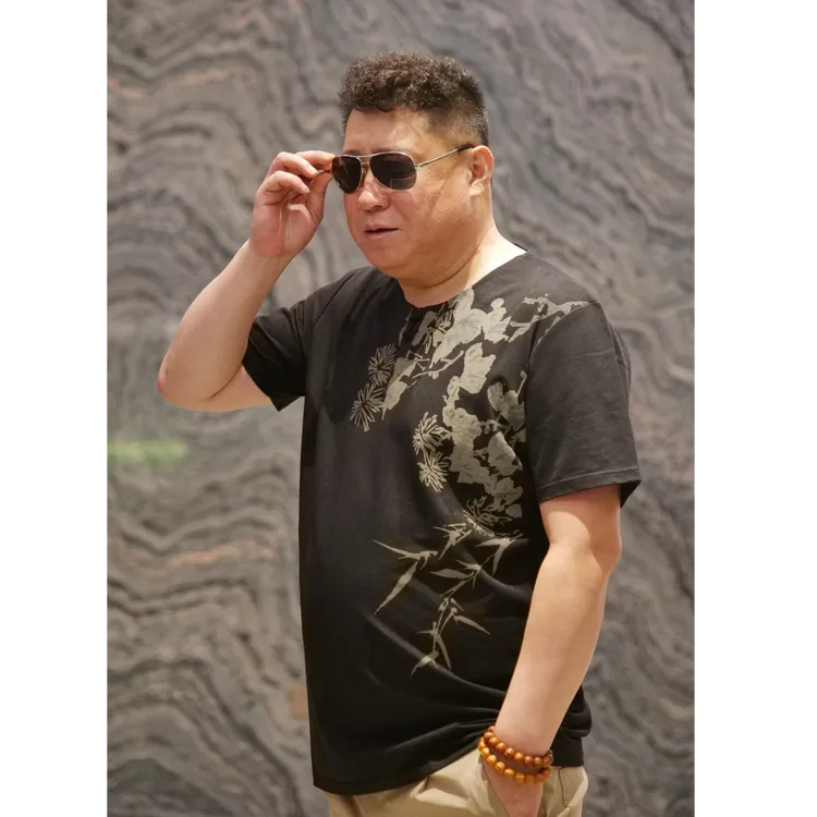  时尚透气修身舒适大码男士休闲圆领半袖T恤衫大码男装立体剪裁DJ