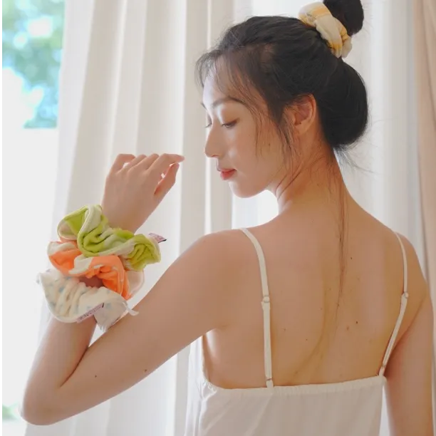 干发毛巾发圈精致时尚吸水神器便携快干改善毛躁洗脸手腕带干发帽