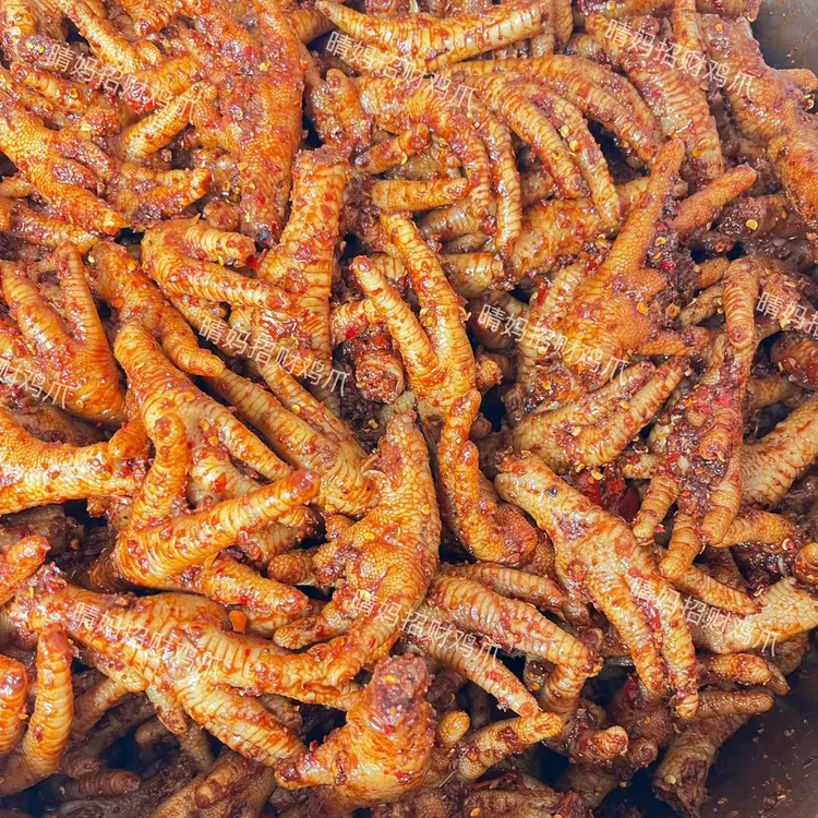 晴妈招财鸡爪云南佤味香辣牛皮鸡爪苤菜根