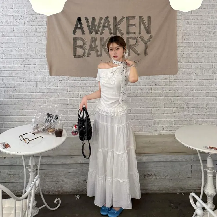 2025夏季韩系纯欲时尚上衣设计感洋气高级感百搭上衣度假裙