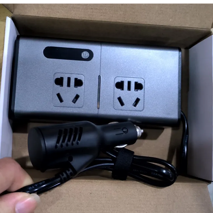 点烟口转换器车载逆变转换器12v24v转220v大功率多功能充电器