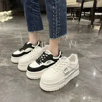 网红爆款小白鞋女秋季新款百搭轻便厚底时尚系带板鞋8605