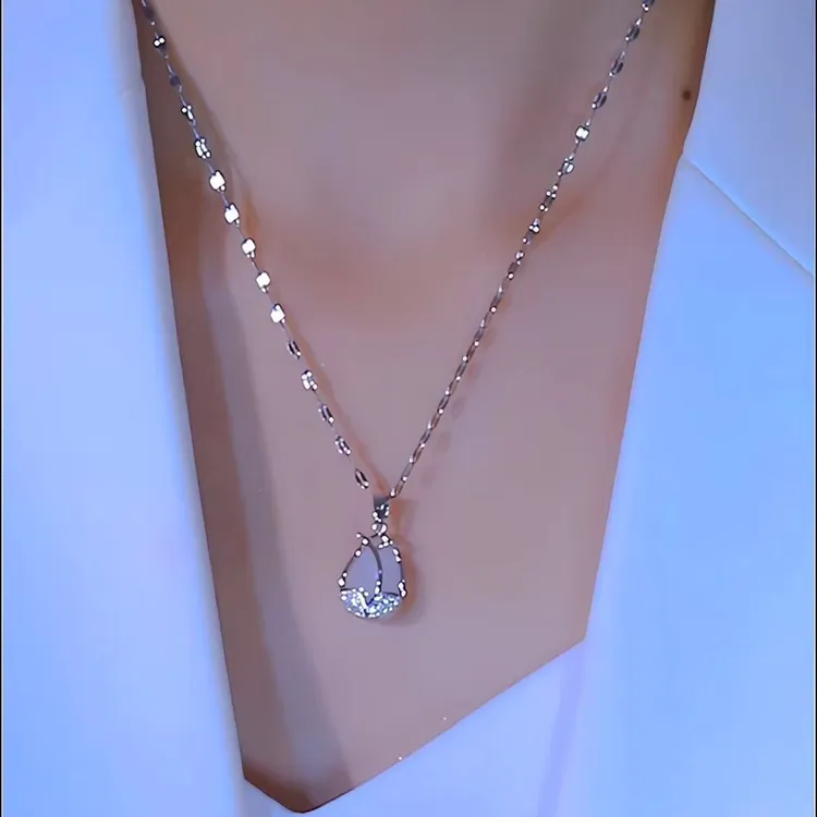 钛钢项链 郁金香吊坠银色项链女款礼物气质轻奢锁骨链久戴不掉色