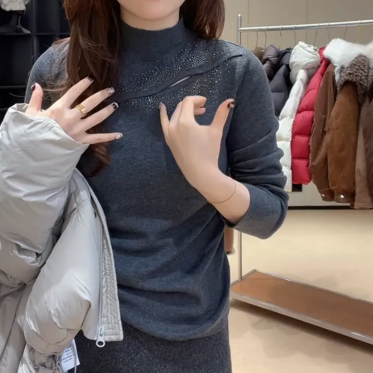 冬季立领修身显瘦镂空烫钻打底长袖保暖内搭针织衫上衣LK2509288