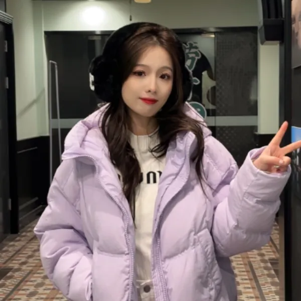 2025冬季新款糖果时尚连帽外套女款短款羽绒服韩版潮流休闲