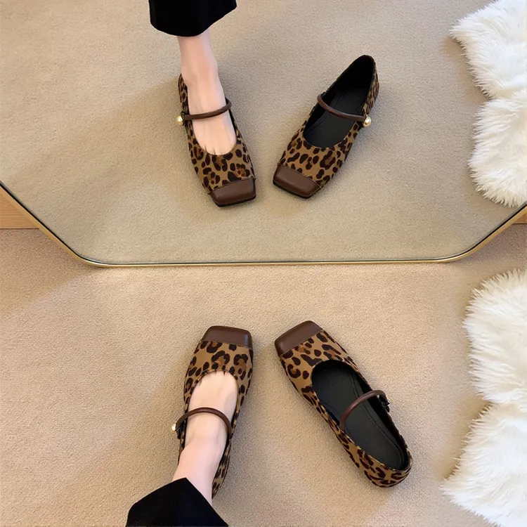 啄木鸟豹纹单鞋女2025新款春季玛丽珍复古方头一字带配裙子豆豆鞋