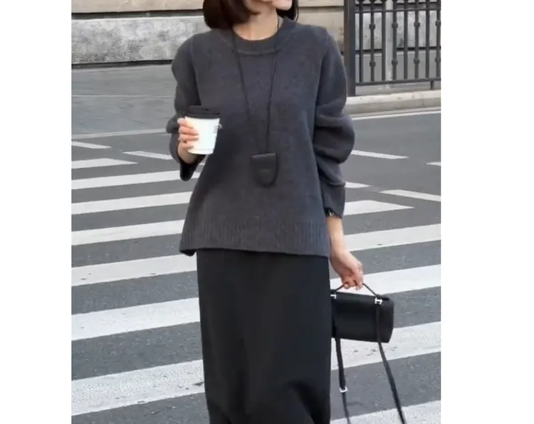 2024冬季新款时尚女装网红靓丽潮流气质圆领上衣裙子女漂亮知