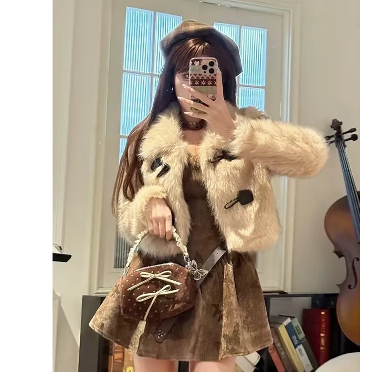 美拉德环保毛毛短外套绒面蝴蝶结印花吊带裙四件套女冬