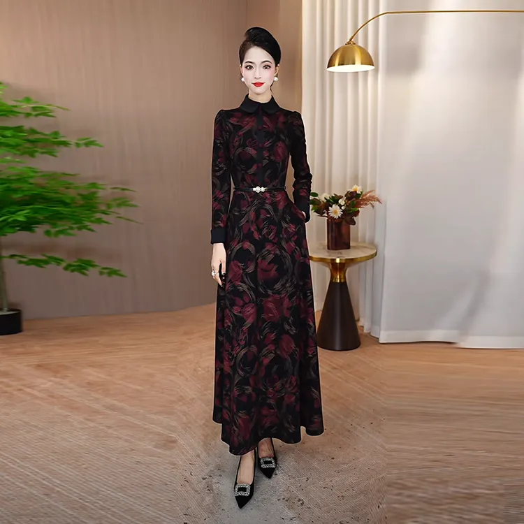 秋冬加厚连衣裙女2025新款修身显瘦气质裙子长袖保暖优雅时尚长裙