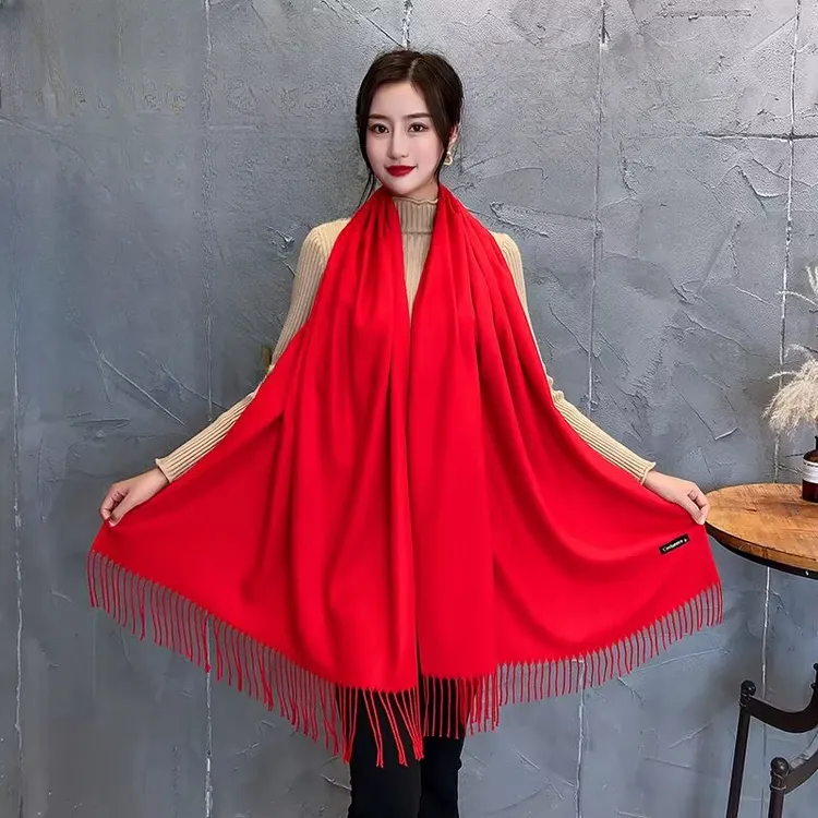 爆款围巾聚会时尚中国红年会经典红色秋冬季百搭纯色长款保暖围脖