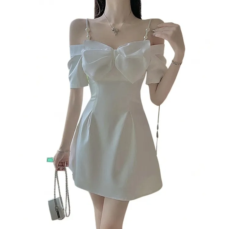 2025夏季新款名媛气质性感蝴蝶结一字肩吊带连衣裙高级感生日礼服