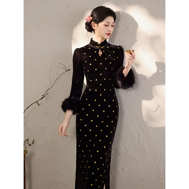 黑色复古国风新中式旗袍2025冬季新款加绒保暖日常可穿修身年轻款