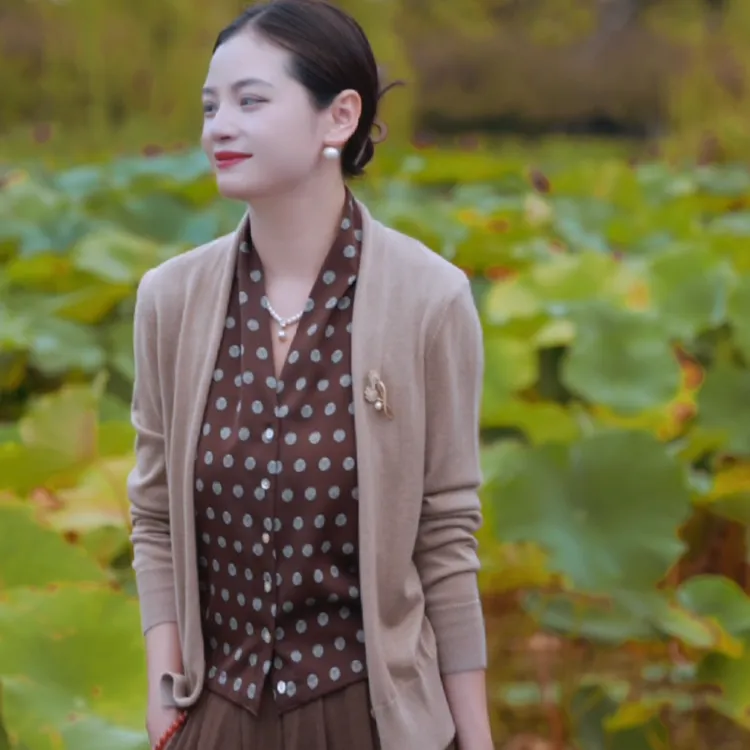 【妃皇】秋冬贵妃领长袖点点假两件轻奢气质高雅复古妈妈装