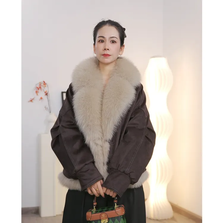 巴黎夜梦 2025秋冬新款狐狸毛领海宁皮草女短款派克服90鹅绒大码