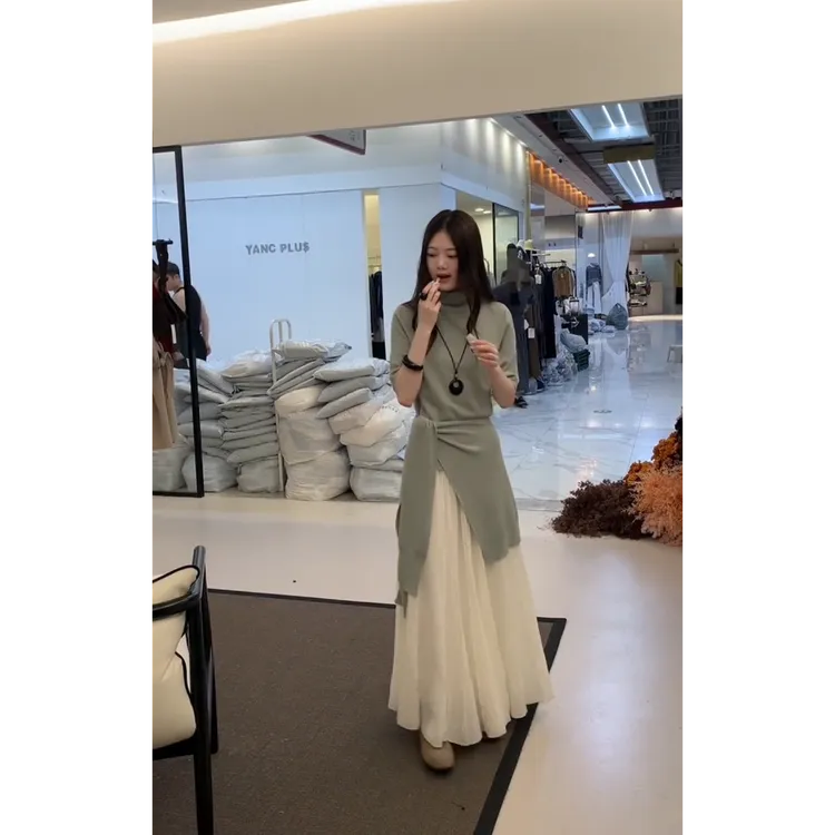 MARIE.COCO韩版通勤风时尚穿搭早秋高领不规则上衣百搭半身裙套装