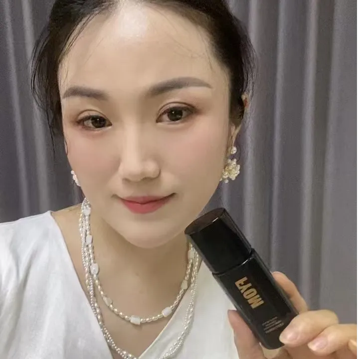 《安继商贸》FYOM妃漾迷遮瑕粉底液细腻轻薄定妆持妆哑光雾面