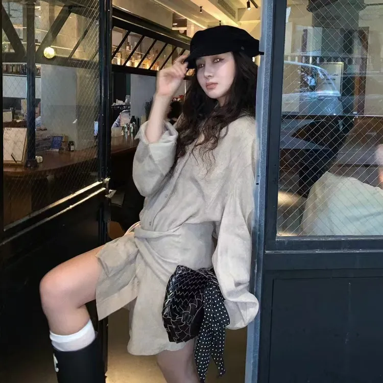 卡其色假两件绑带衬衫女2025春季新款法式设计感气质休闲长袖上衣