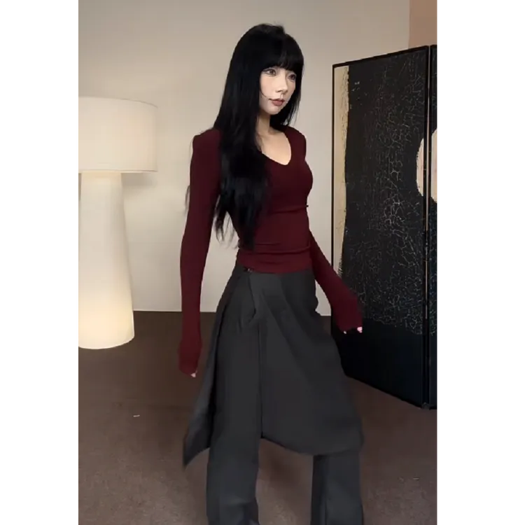 辣妹纯欲风红色V领长袖收腰显瘦T恤上衣女高腰假两件直筒西装裙裤