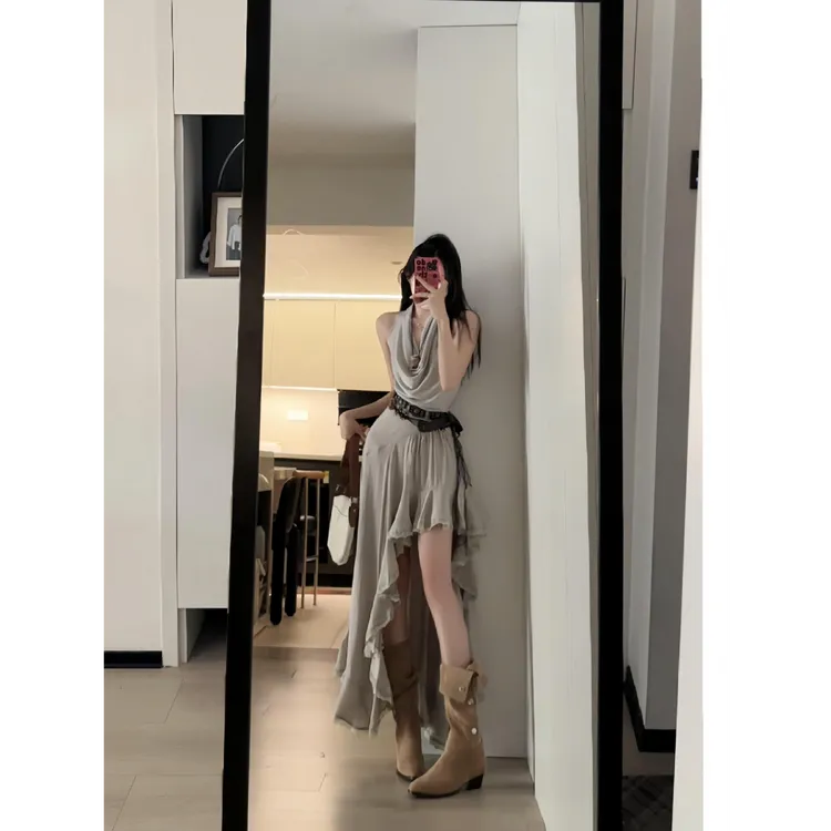 2025夏季新款时尚不规则褶皱设计感小众废土风高腰显瘦连衣裙女