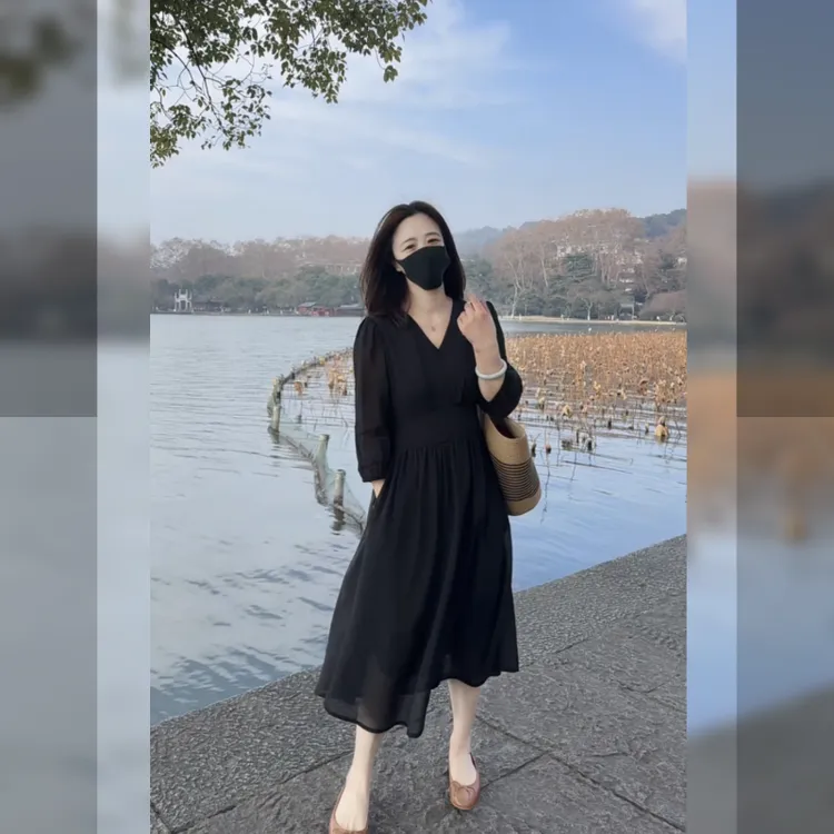 小个子新款连衣裙遮肚子显瘦时尚小黑裙法式收腰裙子008