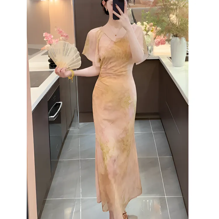 2025新款夏季中国风复古新中式V领气质温柔修身显瘦少女连衣裙