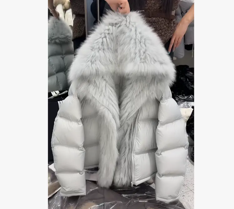 2025冬季时尚潮流百搭精品女装珍O2A