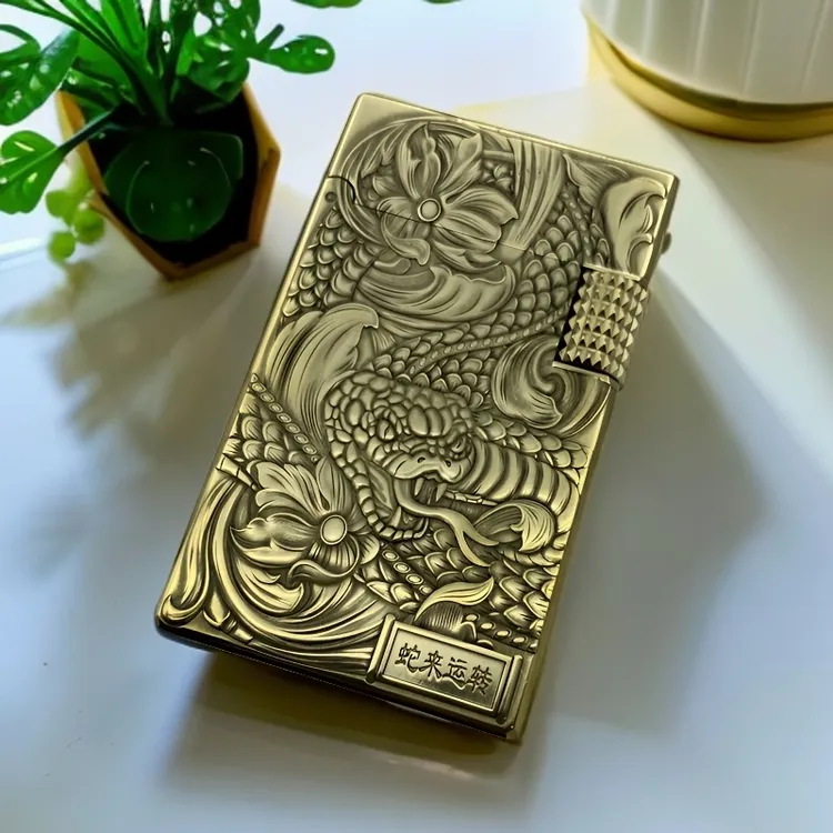 好运达个性黄铜一体朗声创意煤油打火机浮雕蛇来运转康斯坦丁经典