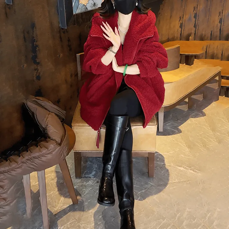 轻奢高级感连帽外套女冬季新款宽松慵懒气质休闲加厚保暖毛毛大衣