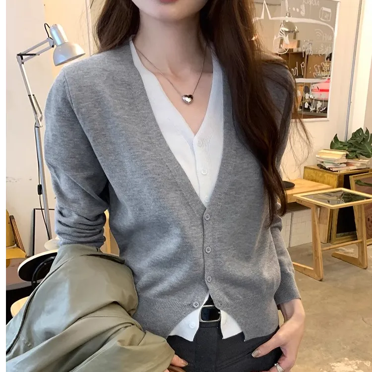 拼接假两件V领针织开衫女2025洋气高级感短款毛衣修身灰色上衣