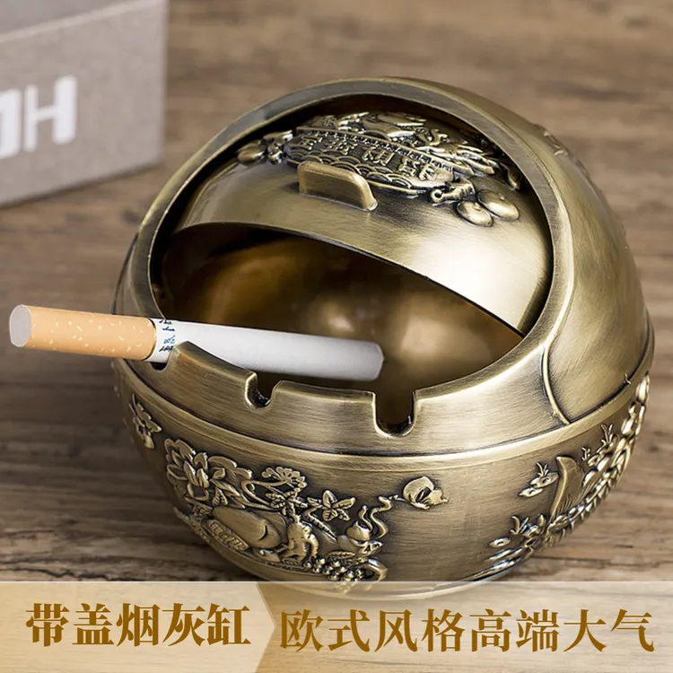 2025新款烟灰缸带盖防飞灰烟味家用客厅办公室创意个性潮流高级感