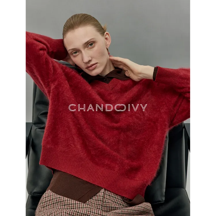 CHANDOOIVY极简都市新贵 定纺水洗拉绒山羊绒_云柔fur感V领毛衣