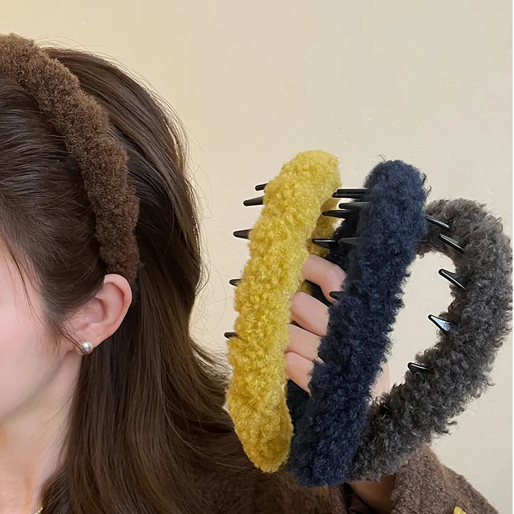 时髦秋冬高颅顶毛绒齿梳发箍女新款高级感发卡日常戴洗脸压发头箍