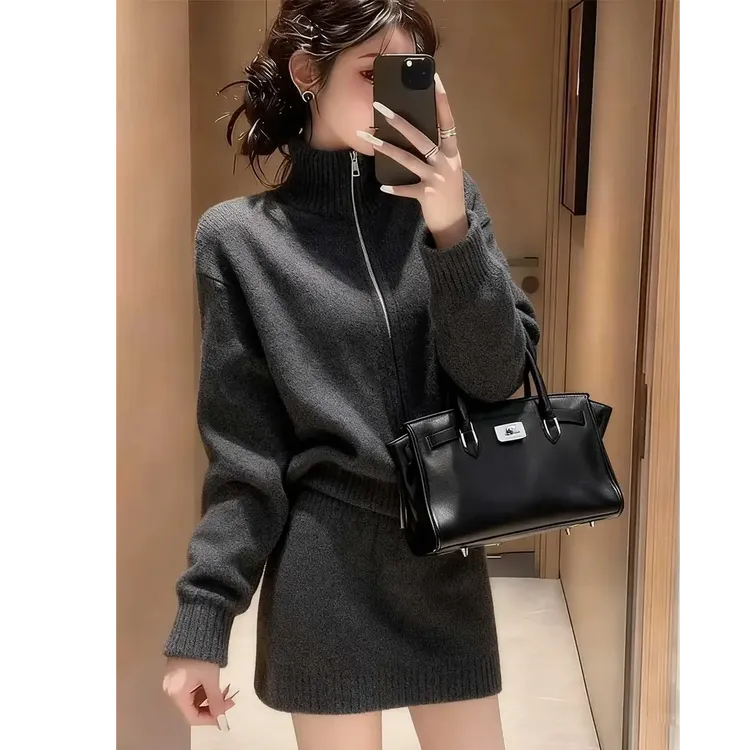 秋冬搭配一整套气质高级感灰色高领毛衣显瘦半身裙针织套装