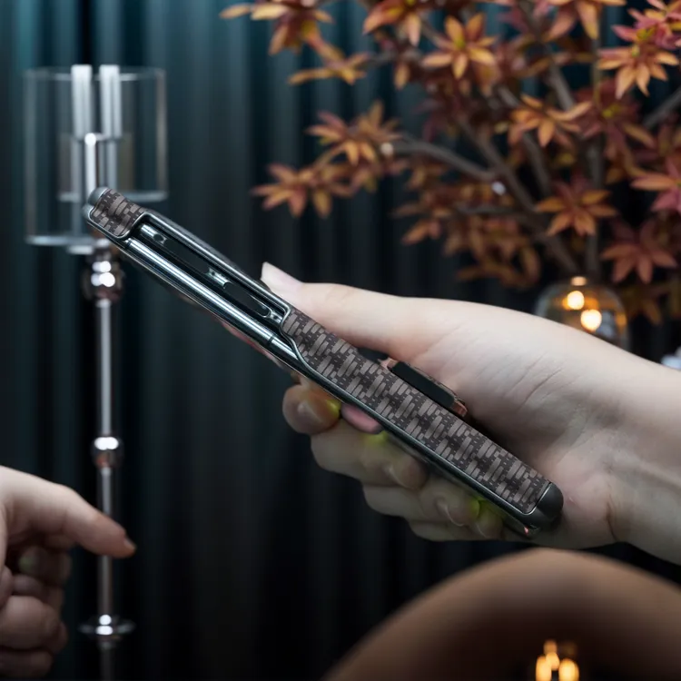 适用华为MateX6/X5真皮360全包腕带支架防摔高档磁吸手机壳双中轴