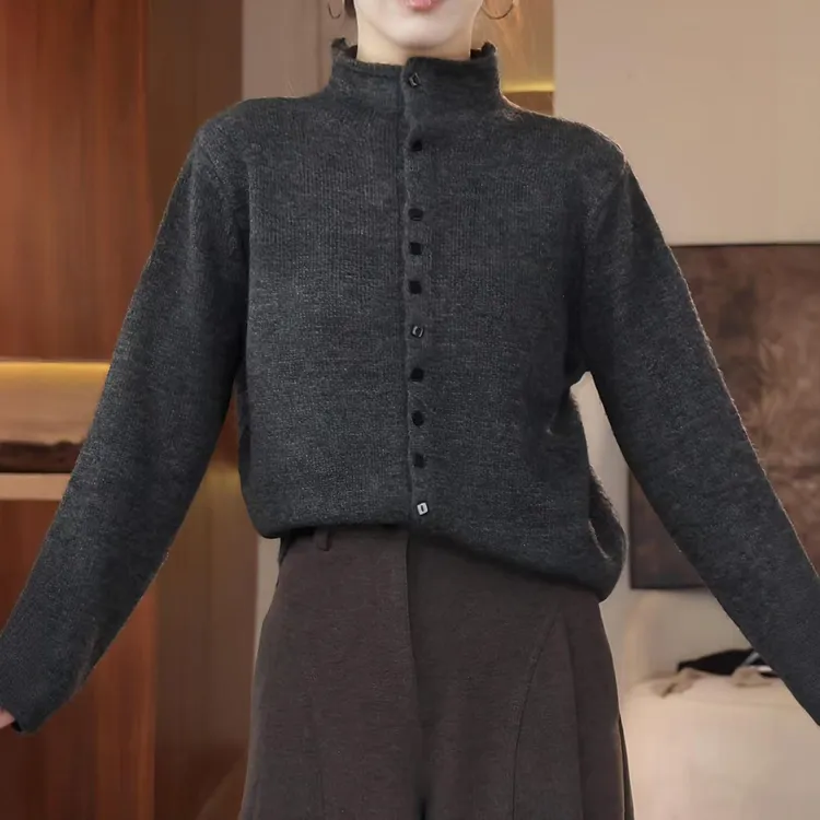 轻奢复古慵懒风显瘦上衣2025秋冬大码深灰色高领修身针织开衫毛衣