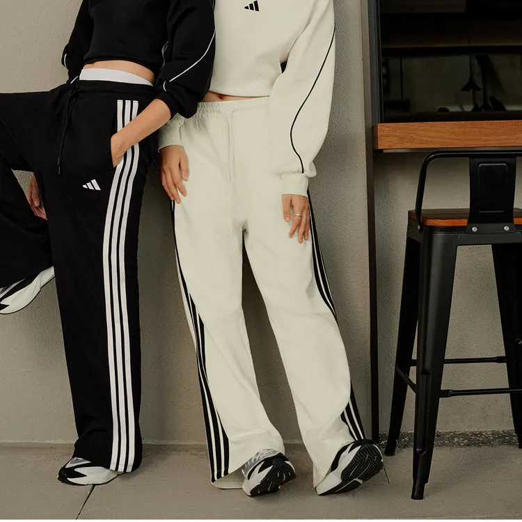 adidas/阿迪达斯白色时尚百搭针织垂坠挺阔宽松运动休闲裤KC0045