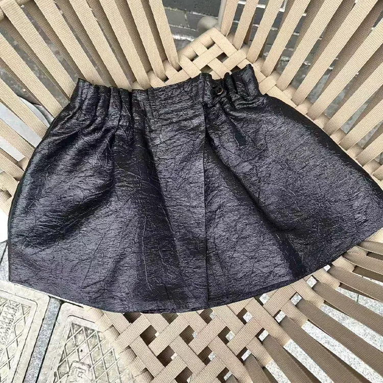 XIAOBAI秋季薄款轻奢风潮牌女装短裙半裙