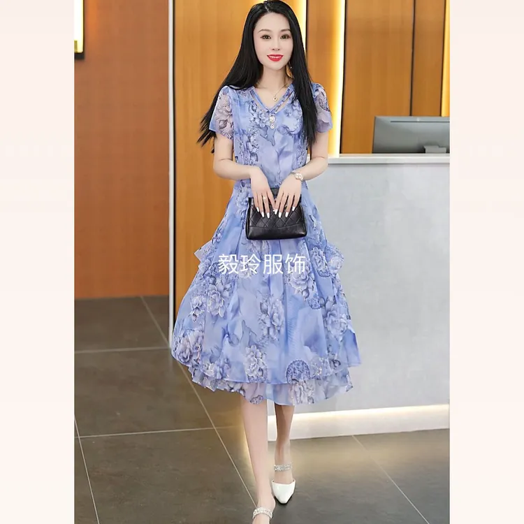 2025年夏季新款时尚气质显瘦遮肉短袖碎花连衣裙2506