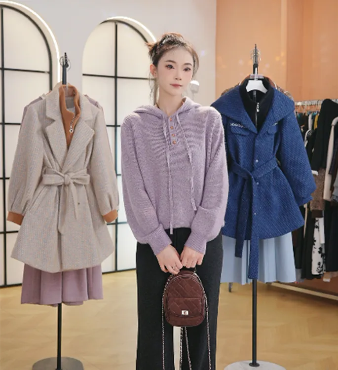 连帽加厚打底毛衣女款2025新款秋冬爆款高级感慵懒宽松针织上衣