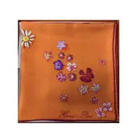 未使用 Hermes/爱马仕 Jessie雏菊碎花 90方巾TP032841